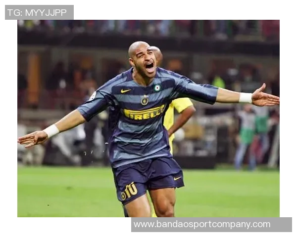 阿德里亚诺在派对上豪饮33瓶啤酒竟然毫发无损的惊人经历