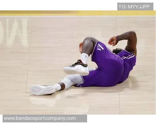 夸梅直言詹姆斯防守依赖运动能力十年前可行如今难以奏效